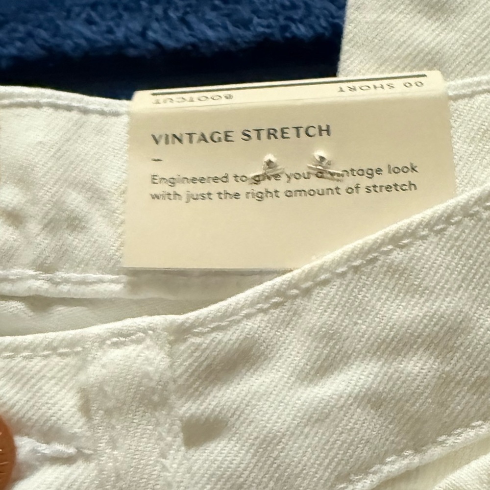 Women's Ankle Bootcut White Jeans - Picture 2 of 6